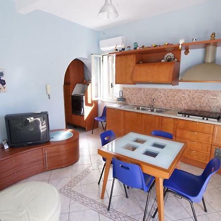 Casa Eleonora Appartement Campofelice Di Roccella Buitenkant foto
