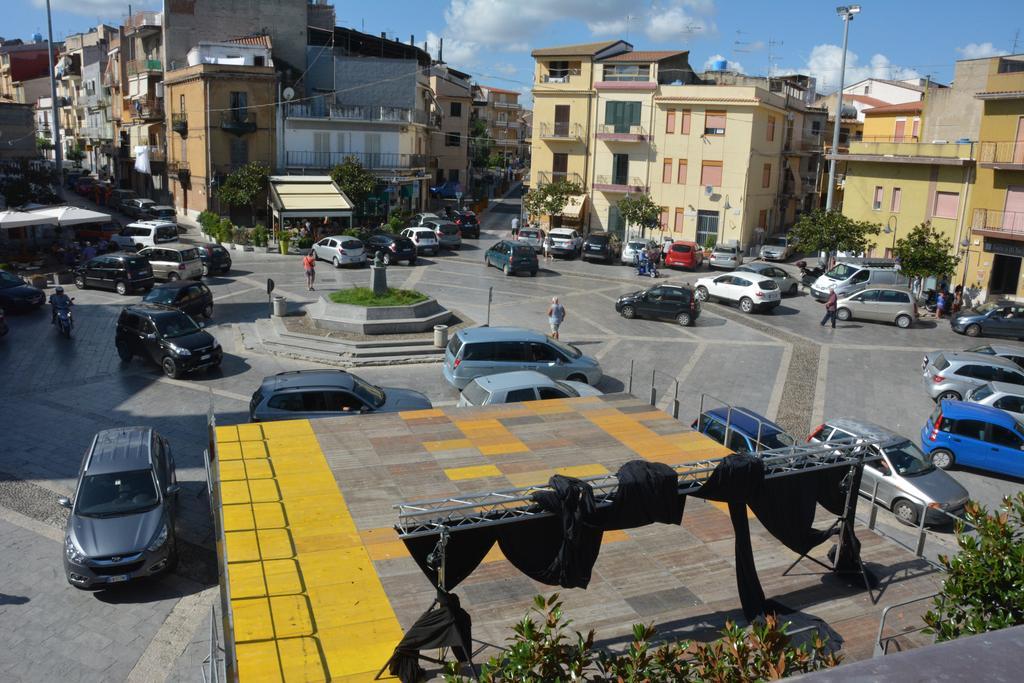 Casa Eleonora Appartement Campofelice Di Roccella Kamer foto