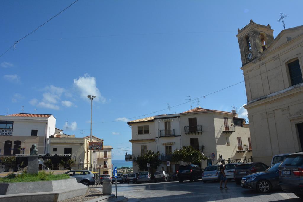 Casa Eleonora Appartement Campofelice Di Roccella Kamer foto