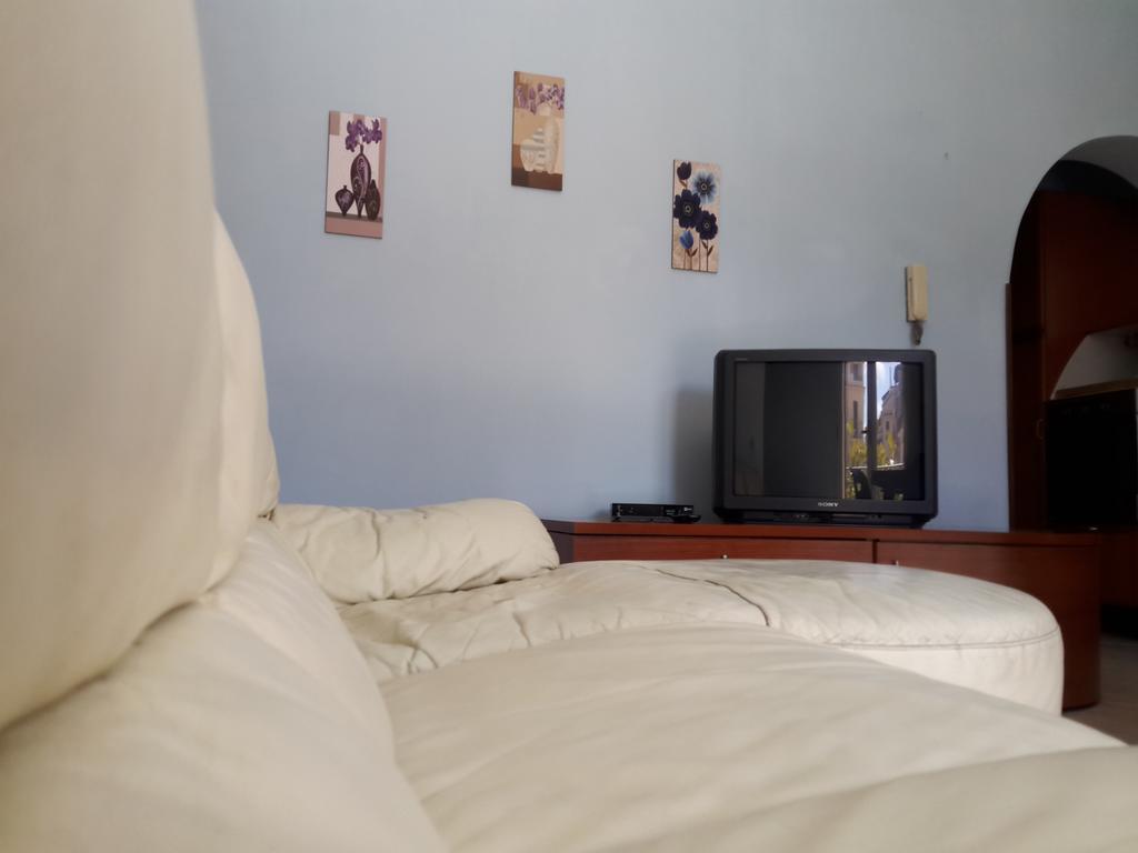 Casa Eleonora Appartement Campofelice Di Roccella Buitenkant foto